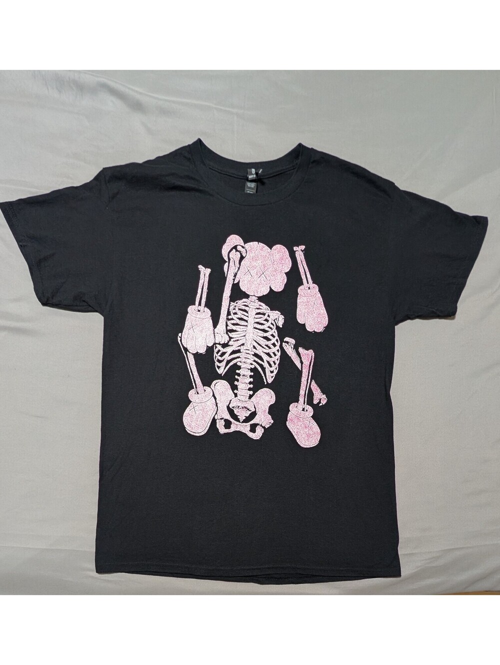 Clipse x KAWS "Let God Sort Em Out" 2025 Tour T-Shirt Black/Pink Size Large